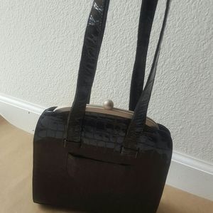 Charles David Kisslock Embossed Bag Clutch Purse